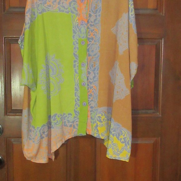 Button Front Rayon Top Size 2 WEBEBOP - Picture 4 of 4